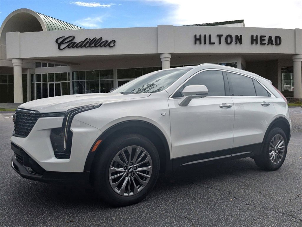 2025 Cadillac XT4 Premium Luxury photo 2