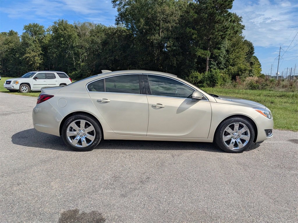 2016 Buick Regal Premium II photo 2