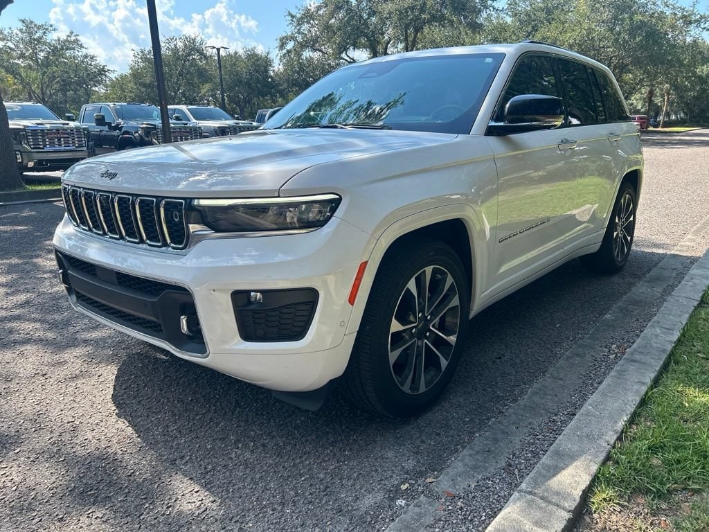 Used 2023 Jeep Grand Cherokee Overland 4x4 SUV
