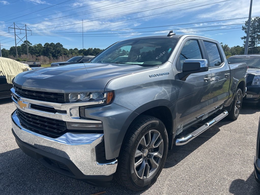 2019 Chevrolet Silverado 1500 LT photo 3