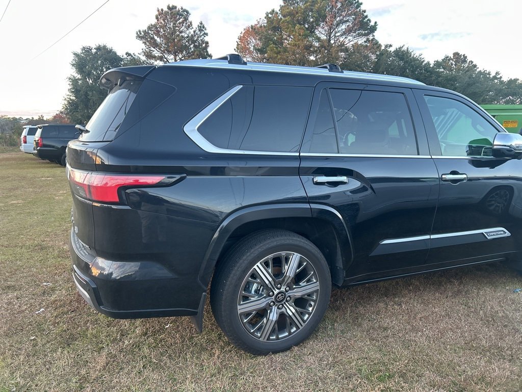 2025 Toyota Sequoia Capstone photo 3