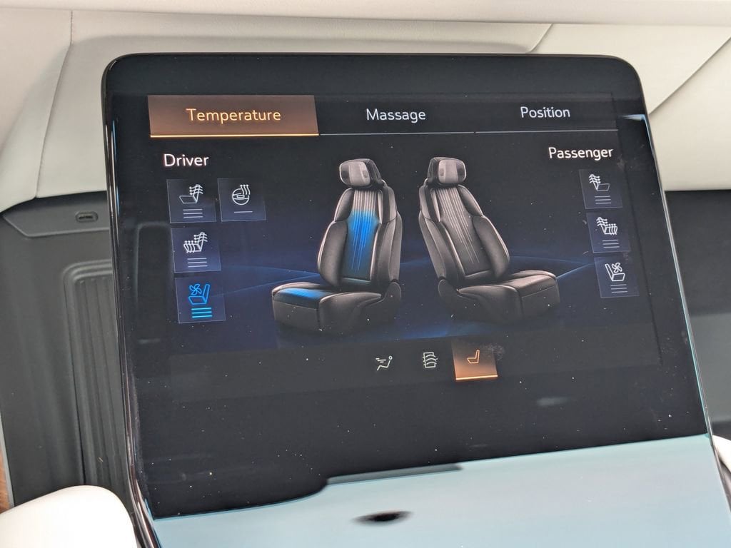 2026 Cadillac VISTIQ Sport - Photo 29