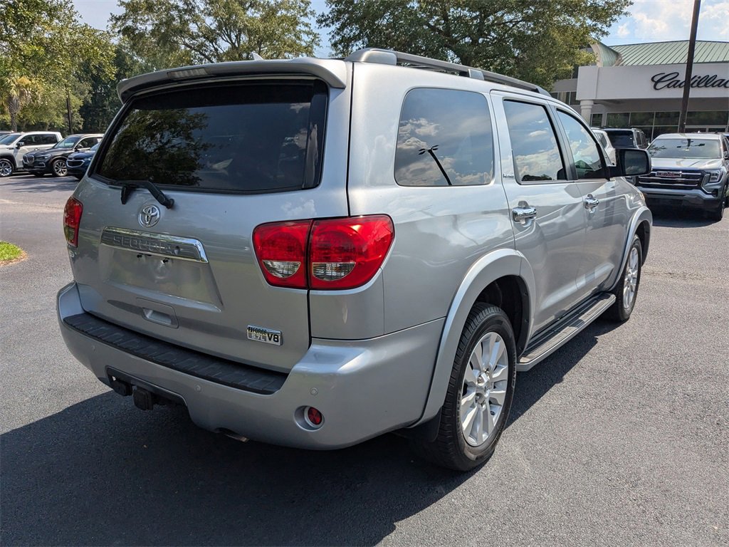 2016 Toyota Sequoia Platinum photo 4