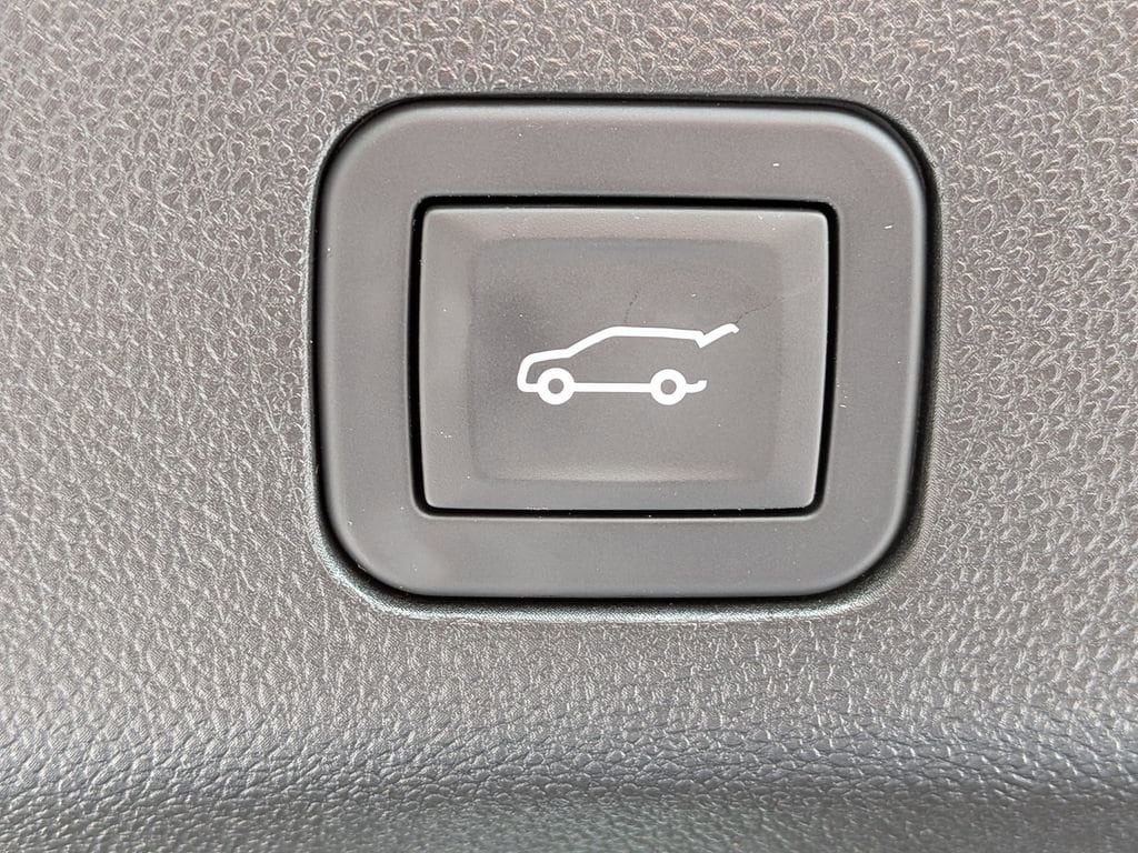 2026 Cadillac Escalade Sport - Photo 15