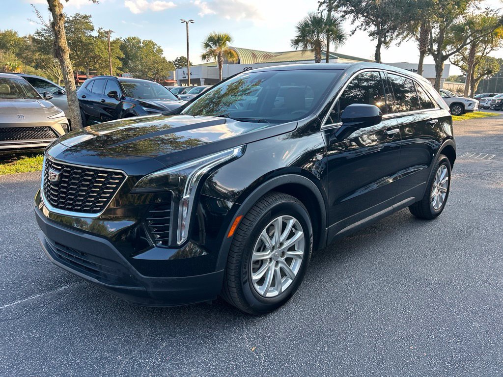 Used 2023 CADILLAC XT4 FWD Luxury SUV