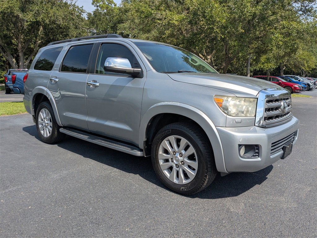 2016 Toyota Sequoia Platinum photo 2