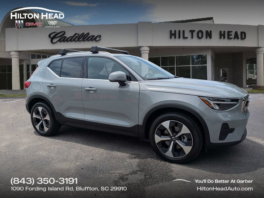 Used 2025 Volvo XC40 B5 Core Bright Theme SUV