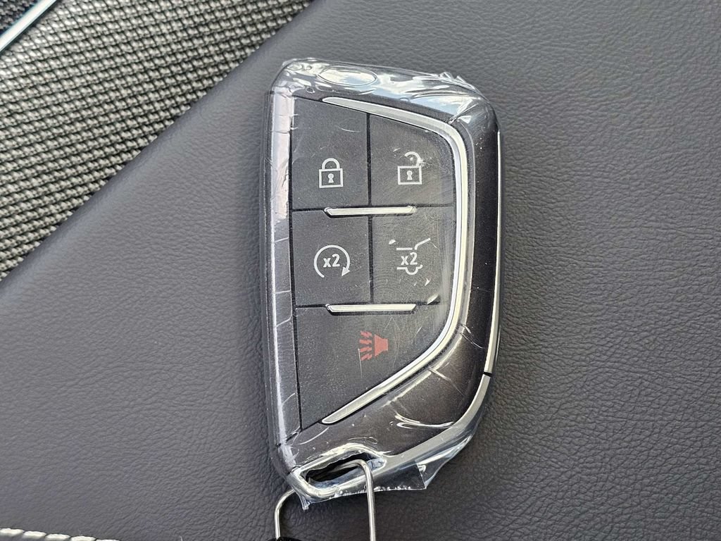 2027 Cadillac OPTIQ Luxury - Photo 32