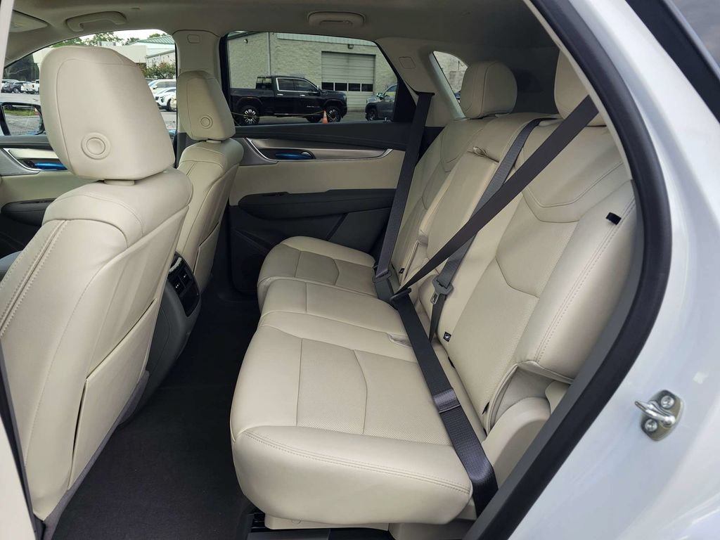 2026 Cadillac XT5 Premium Luxury - Photo 16