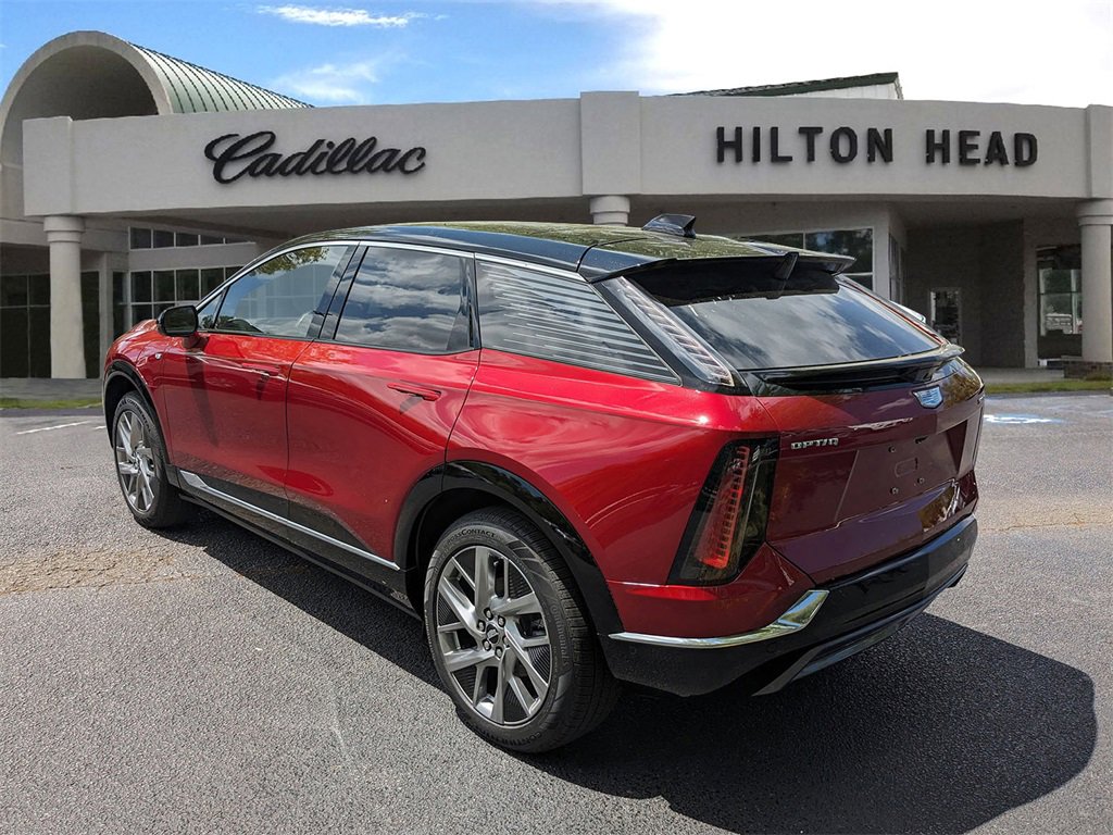 2025 Cadillac Optiq Luxury photo 4