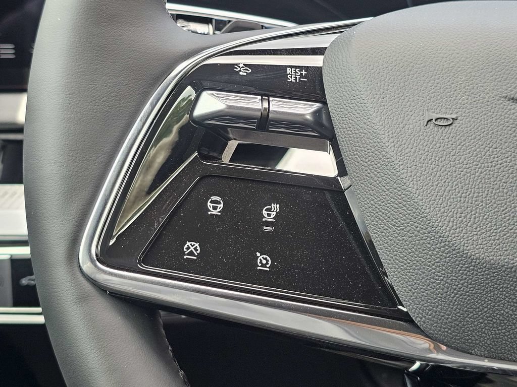 2027 Cadillac OPTIQ Luxury - Photo 31