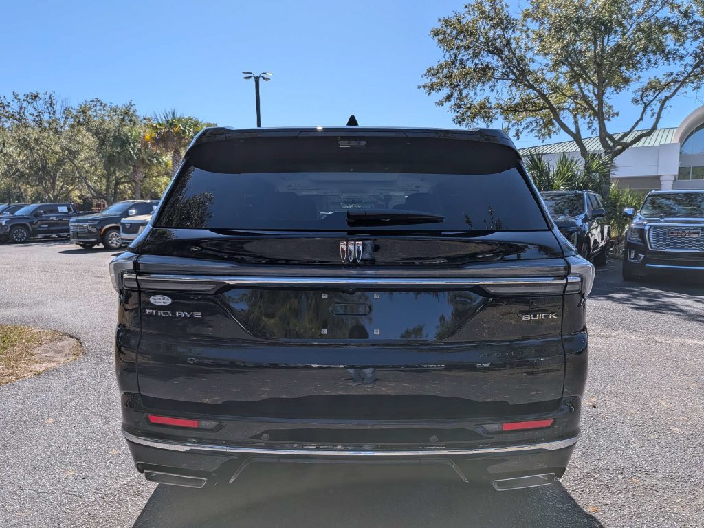Used 2027 Buick Enclave Avenir SUV