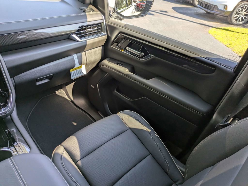 2026 GMC Yukon Elevation - Photo 18