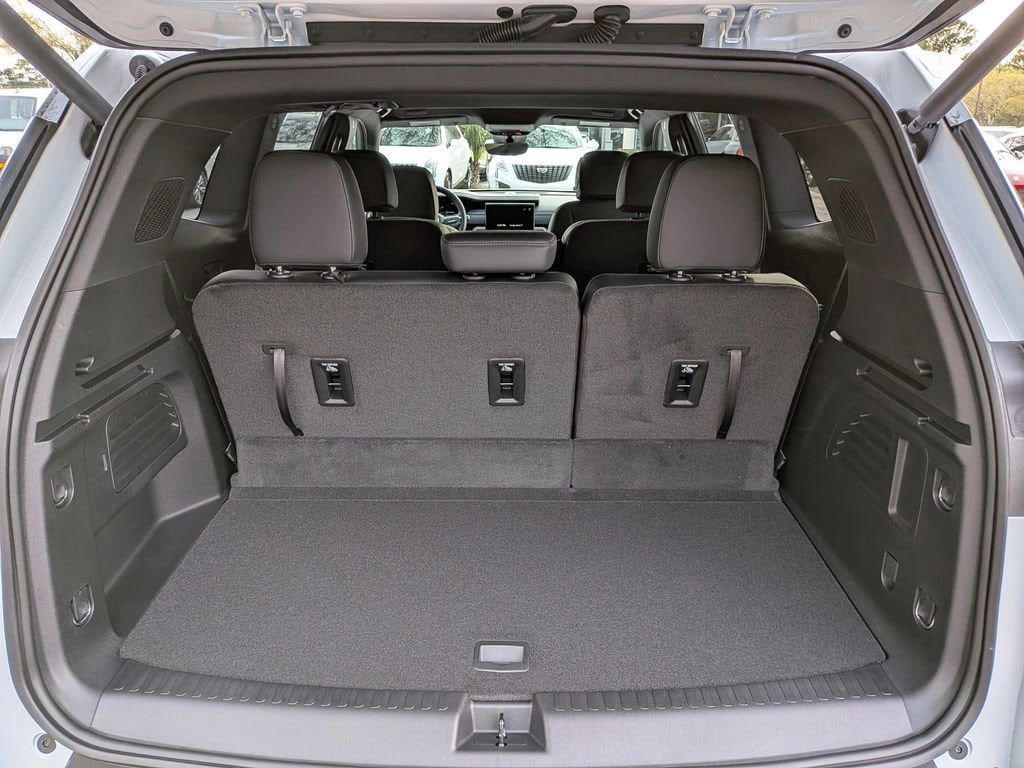 2026 GMC Acadia Elevation - Photo 13