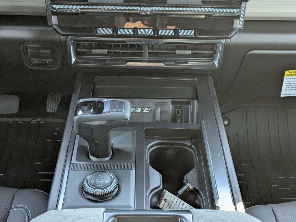 2026 GMC HUMMER EV 2X - Photo 16