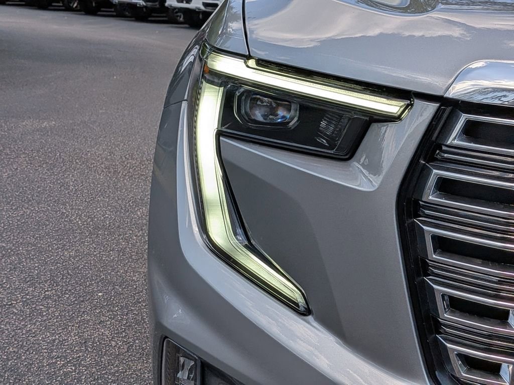 2026 GMC Acadia Denali - Photo 10