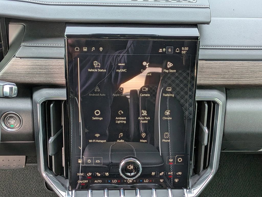 2026 GMC Acadia Denali - Photo 19