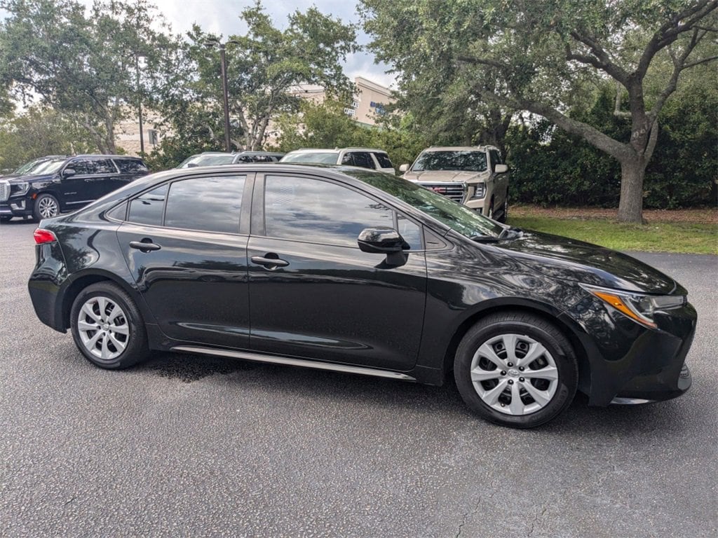 Used 2021 Toyota Corolla LE with VIN 5YFEPMAE2MP169421 for sale in Bluffton, SC