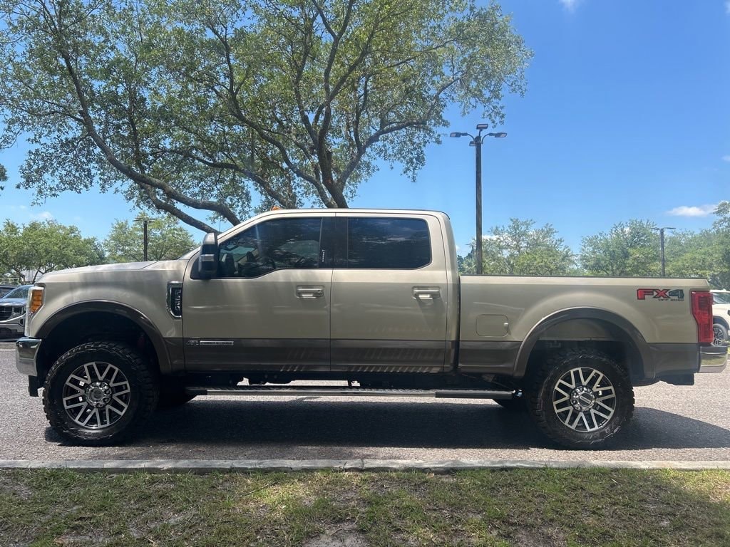 2017 Ford F-250 Lariat 4x4 Crew Cab 8' Box's photo