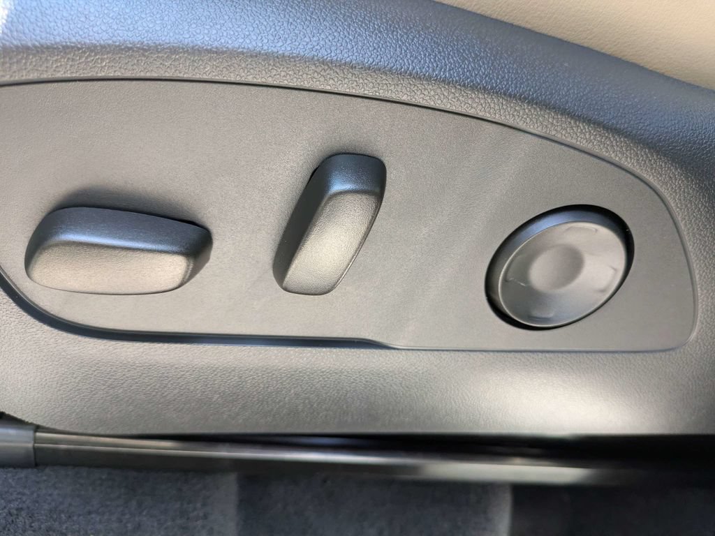 2026 Buick Enclave Preferred - Photo 21