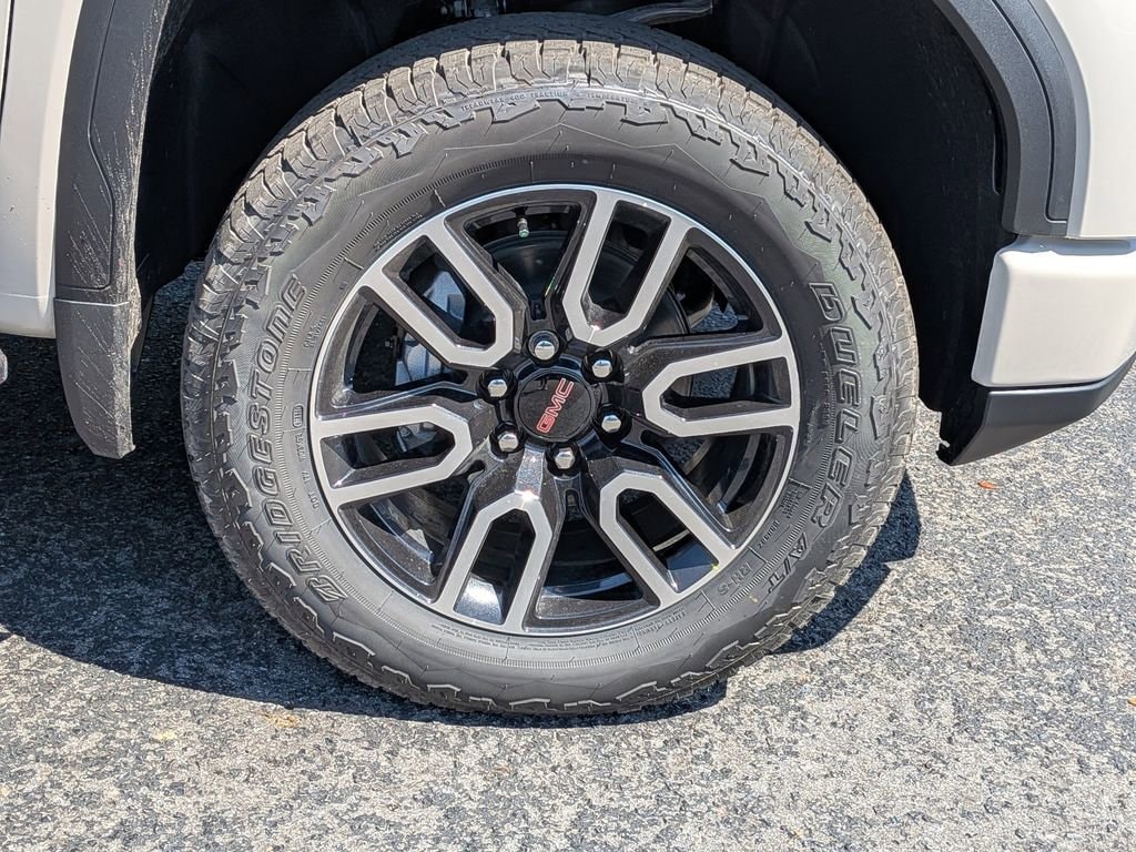 2026 GMC Sierra 1500 AT4 - Photo 11
