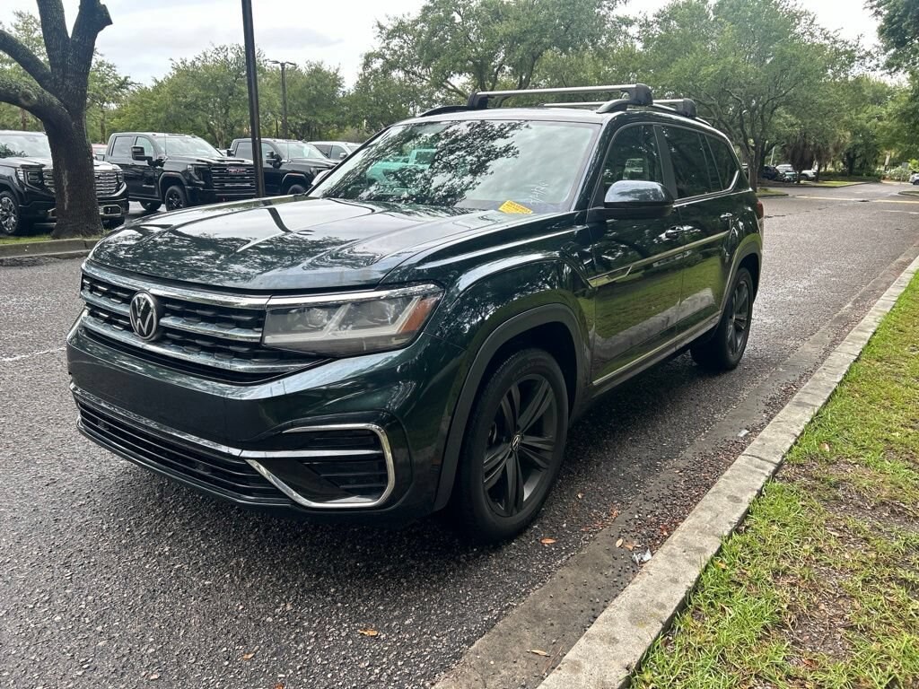 Used 2021 Volkswagen Atlas 3.6L V6 SE w/Technology R-Line SUV
