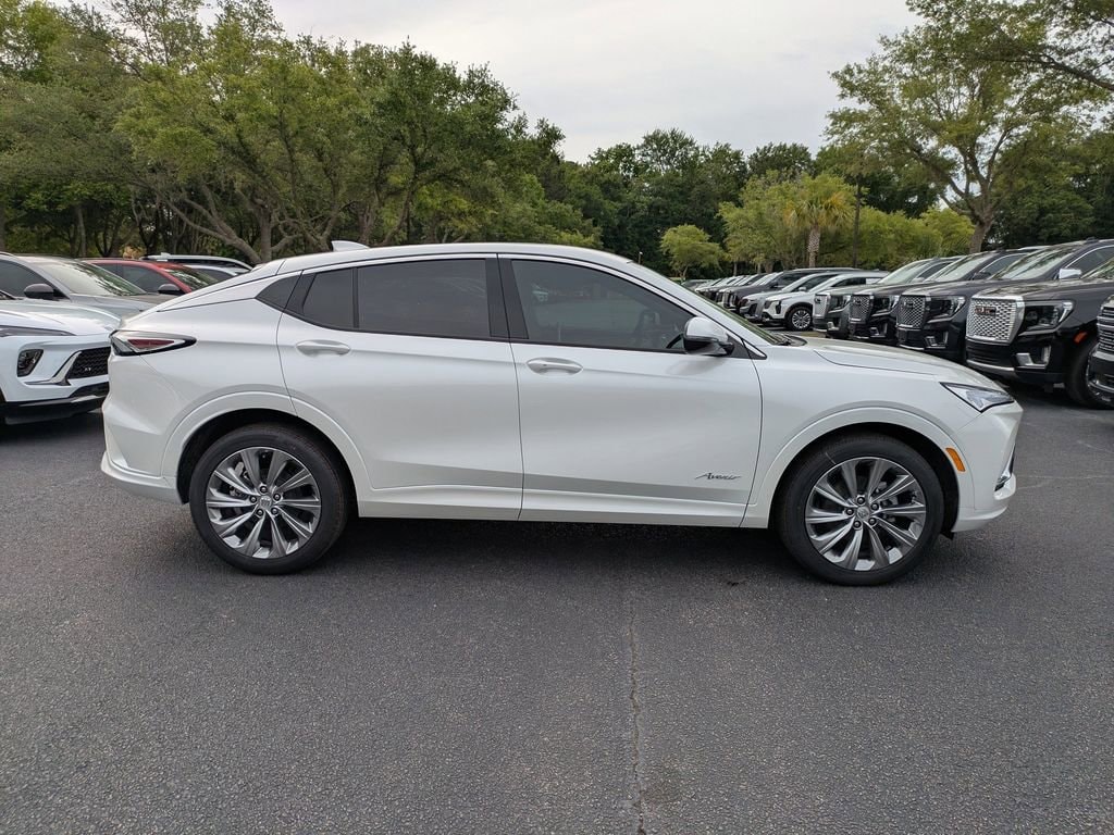New 2026 Buick Envista Avenir SUV