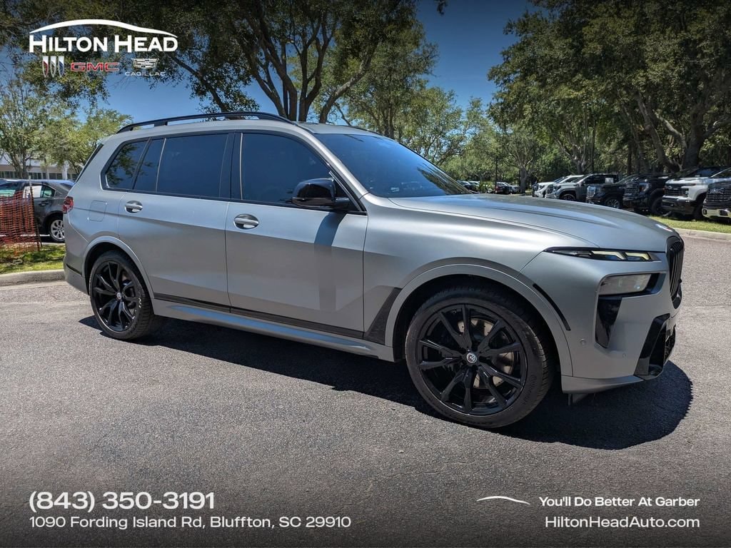 2023 BMW X7 M60i's photo
