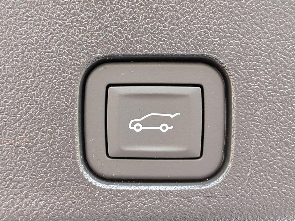 2026 GMC Acadia Denali - Photo 14