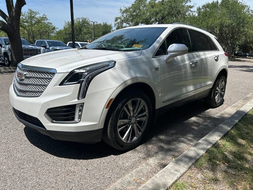 Used 2019 CADILLAC XT5 Premium Luxury FWD SUV