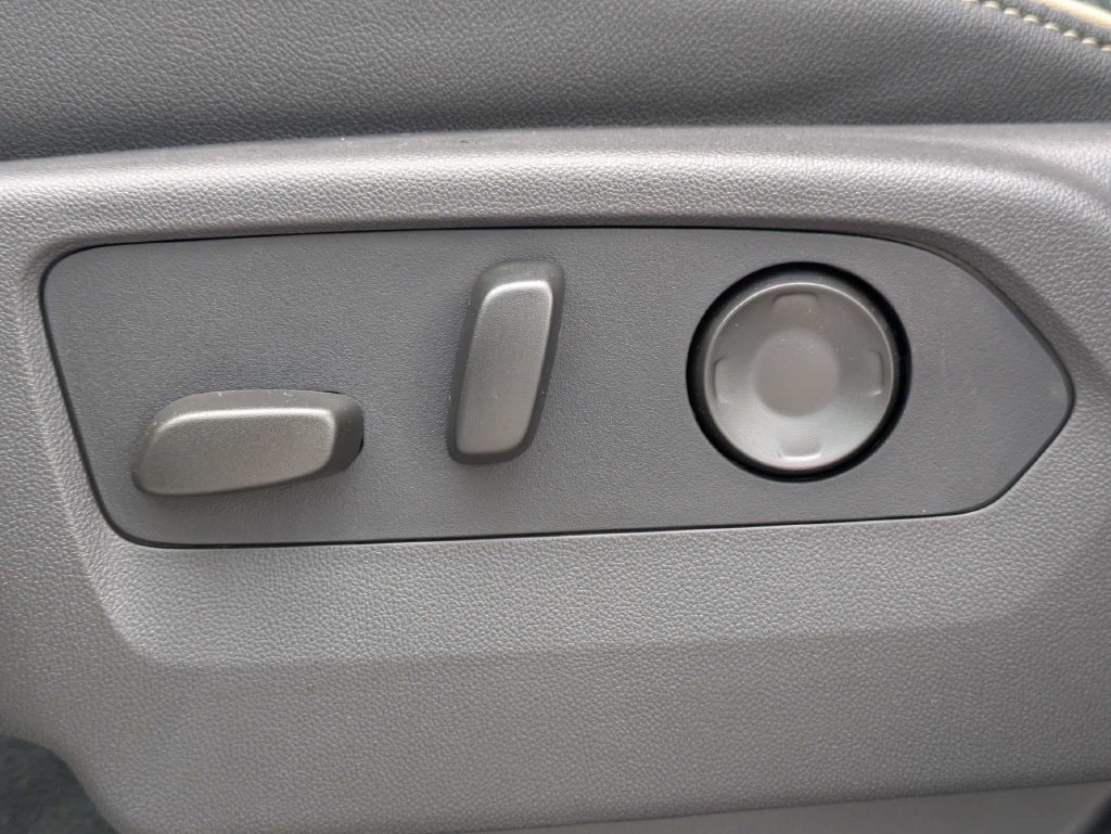 2026 GMC Yukon XL Elevation - Photo 20