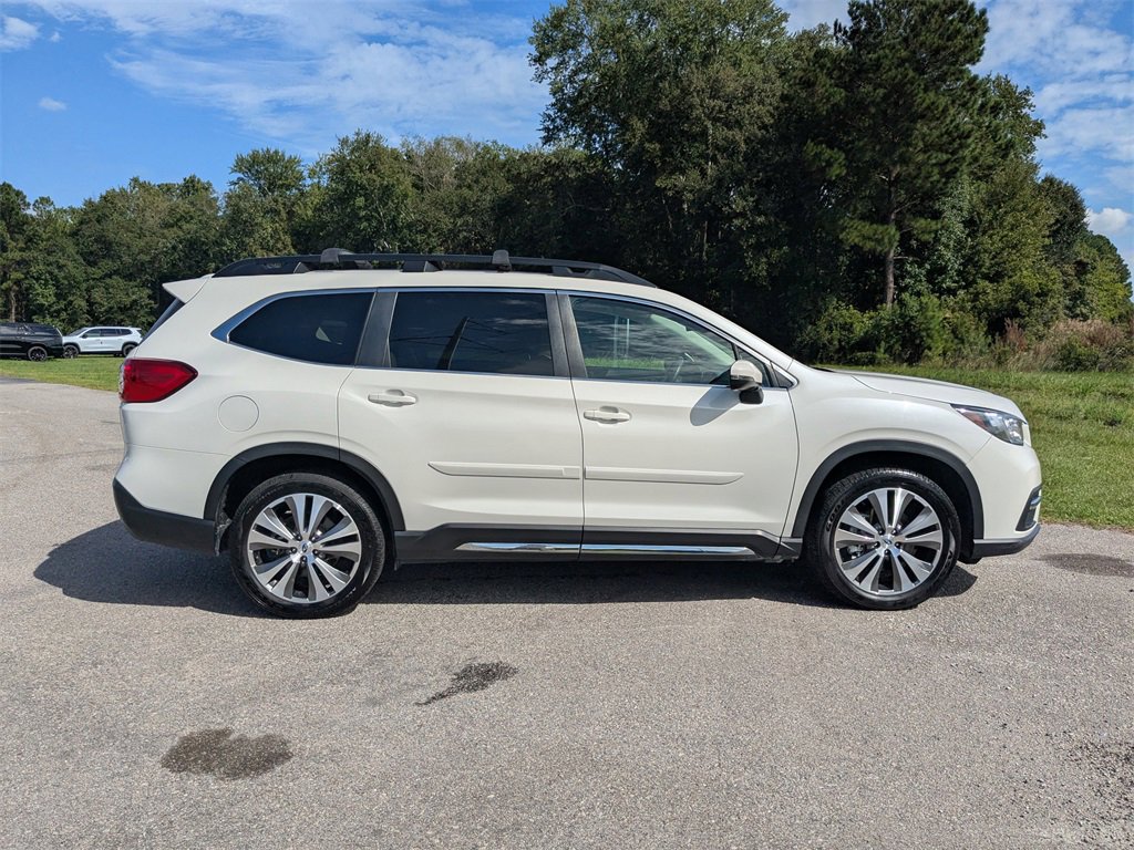 2022 Subaru Ascent Limited photo 4