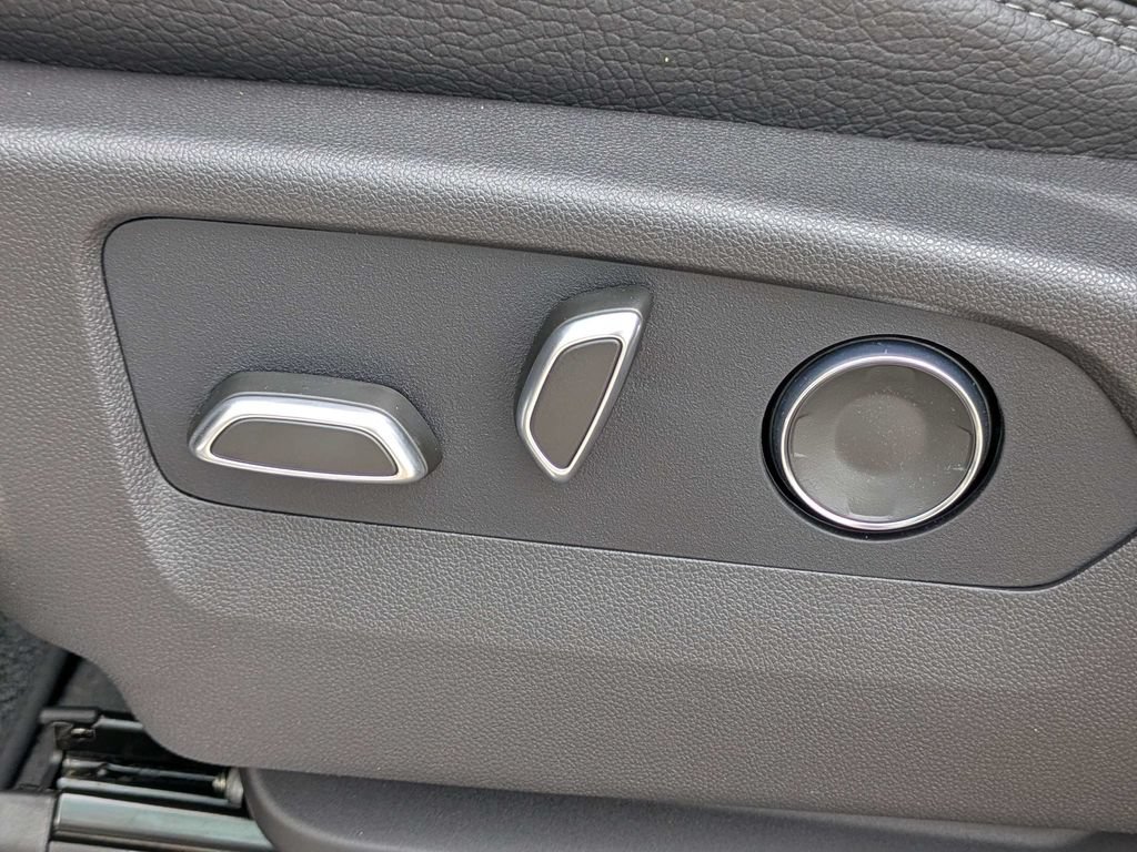 2026 GMC Sierra 1500 Denali - Photo 19