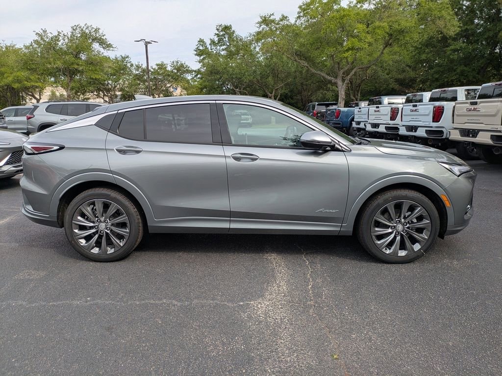 New 2026 Buick Envista Avenir SUV