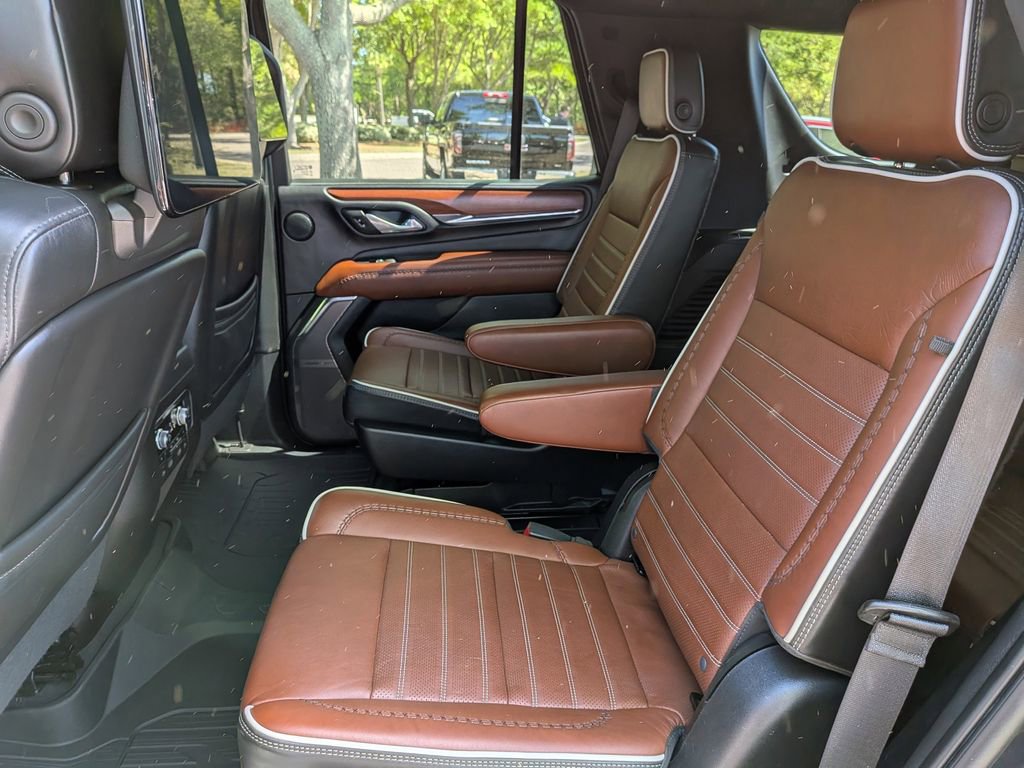 2023 GMC Yukon Denali Ultimate - Photo 16