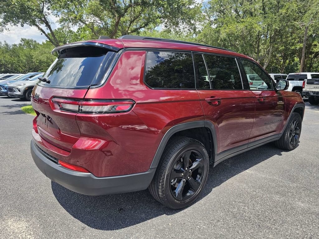 Used 2023 Jeep Grand Cherokee L Altitude 4x4 SUV
