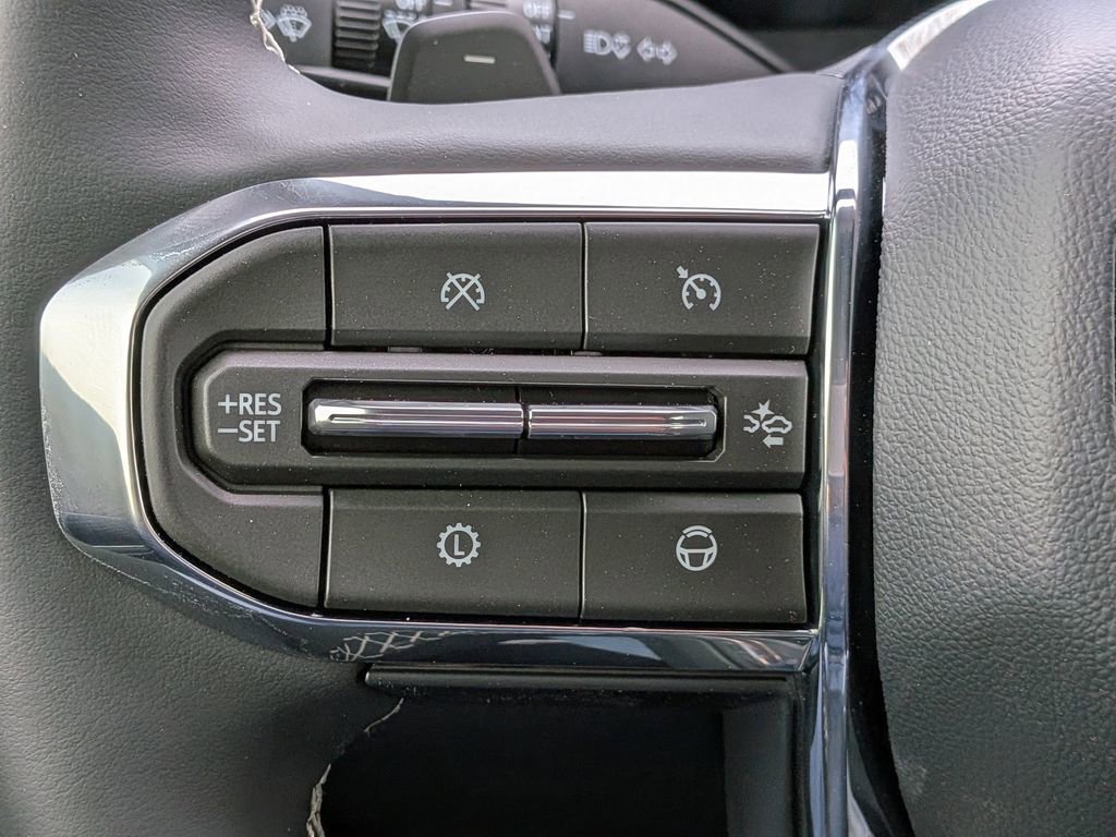 2026 GMC Acadia Denali - Photo 27