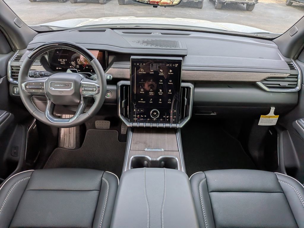 2026 GMC Acadia Denali - Photo 16