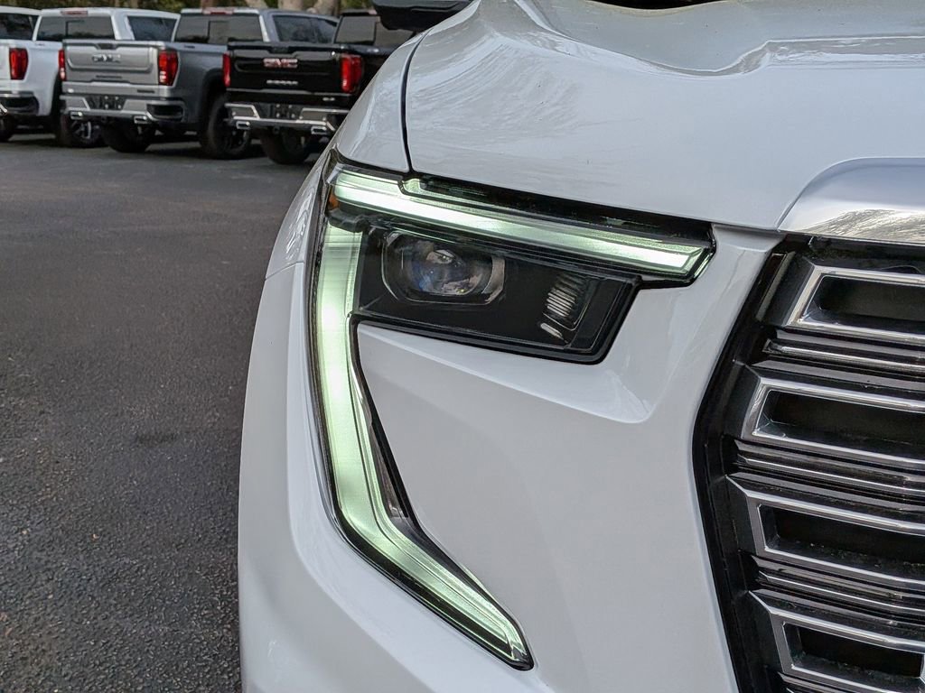 2026 GMC Acadia Denali - Photo 10