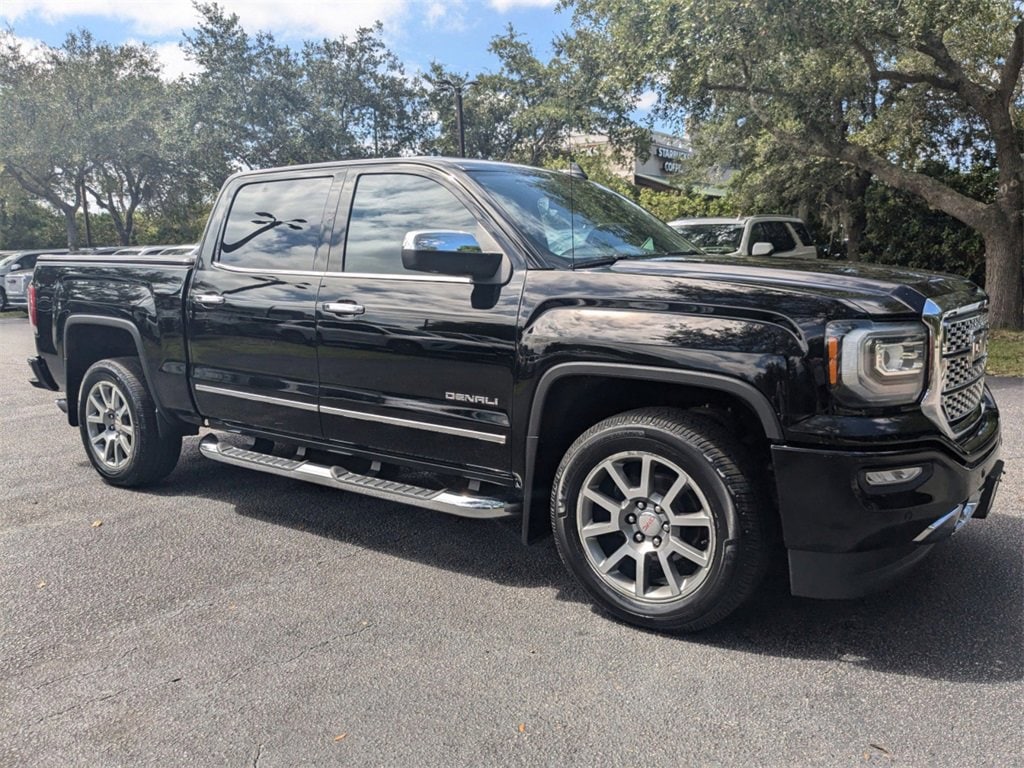 Used 2018 GMC Sierra 1500 Denali Denali with VIN 3GTU2PEC3JG404561 for sale in Bluffton, SC