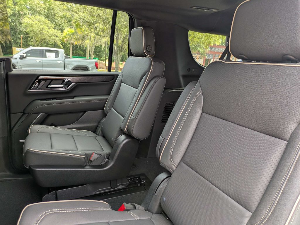 2026 GMC Yukon XL Elevation - Photo 14