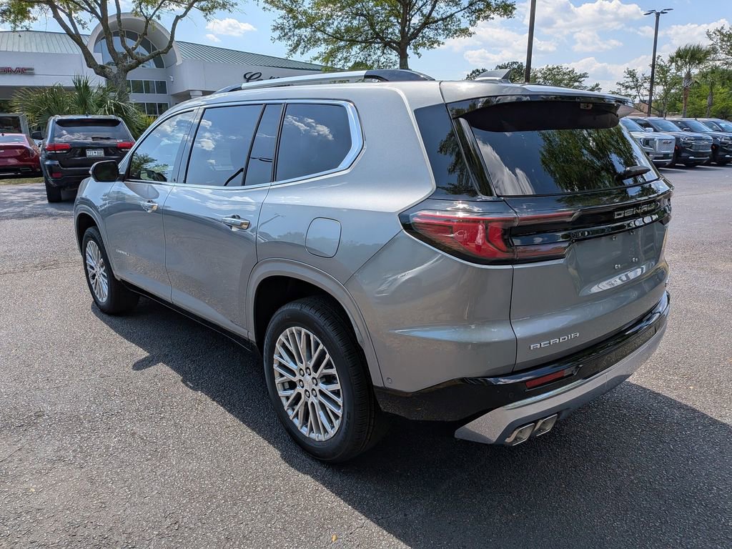 2026 GMC Acadia Denali - Photo 6