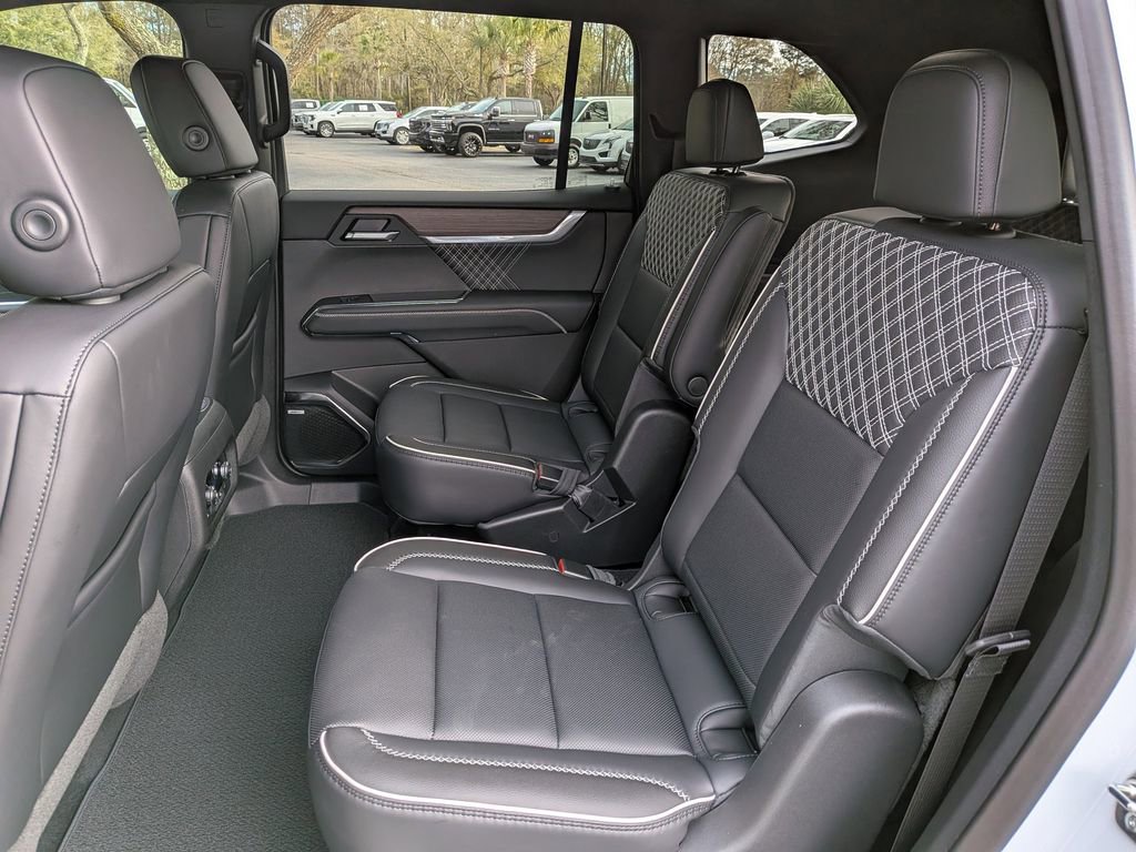 2026 GMC Acadia Denali - Photo 15