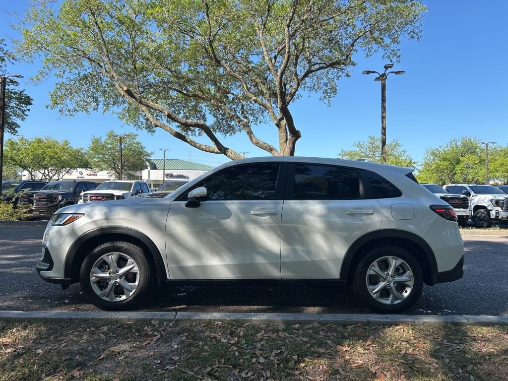 Used 2024 Honda HR-V 2WD LX SUV