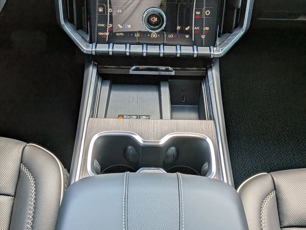 2026 GMC Acadia Denali - Photo 20