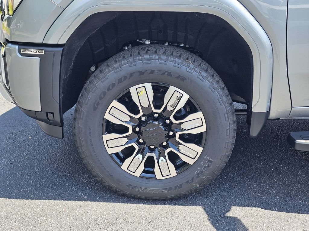 2026 GMC Sierra 2500HD Denali - Photo 12