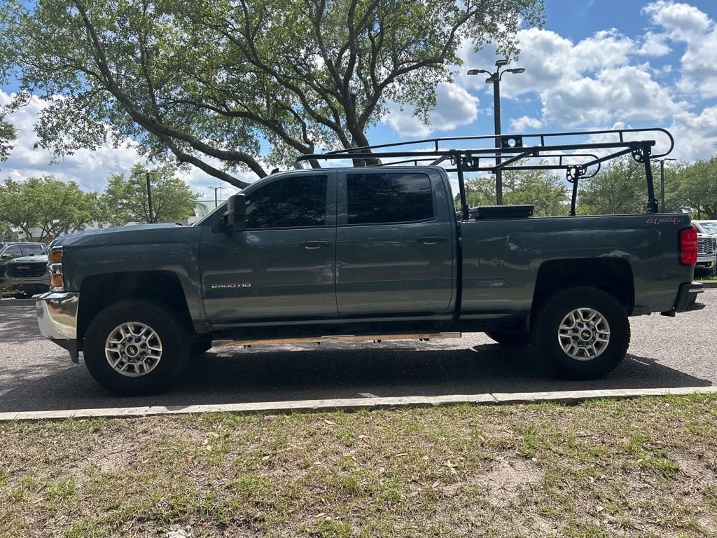 2015 Chevrolet Silverado HD 1LT 4WD Crew Cab Standard Box's photo
