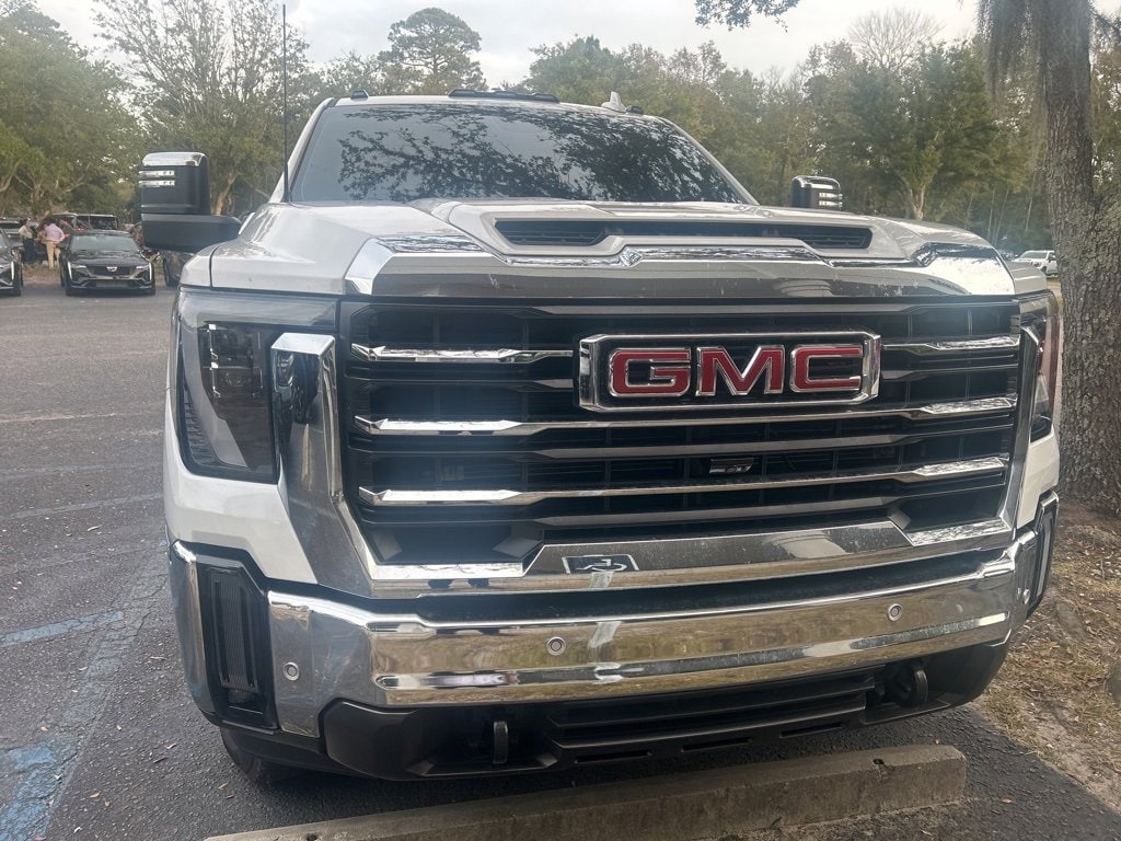 Used 2025 GMC Sierra 2500 HD SLT Truck Crew Cab