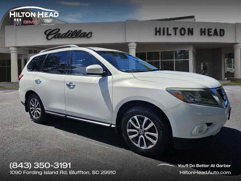 Used 2014 Nissan Pathfinder SV SUV
