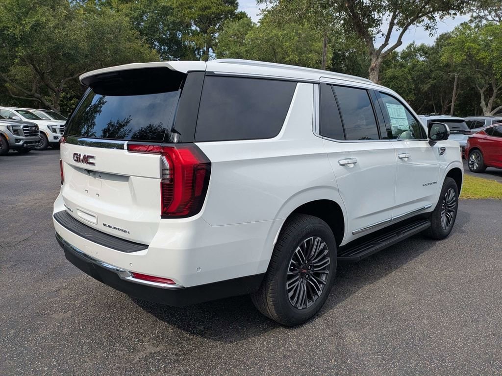 New 2026 GMC Yukon Elevation SUV